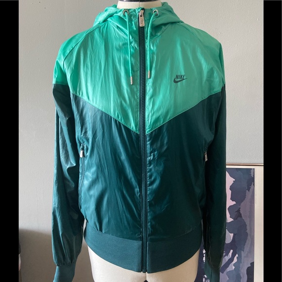 Nike Jackets & Blazers - Teal Nike Chevron Windbreaker